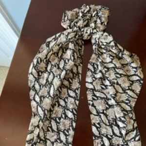 NWOT WHBM Python Scrunchie
